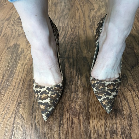 Manola Blahnik Leopard Pump, 38.5 - Picture 5 of 5